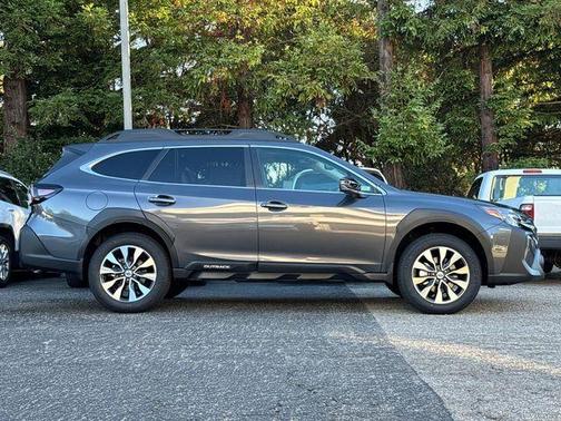 2025 Subaru Outback Limited XT