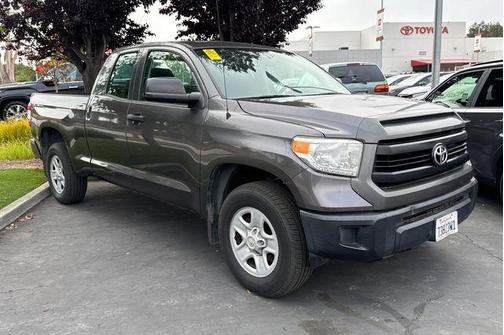 2015 Toyota Tundra SR