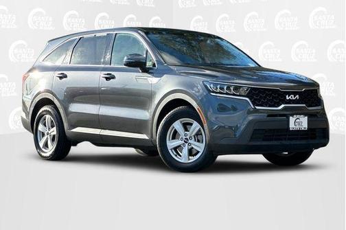 2022 Kia Sorento LX