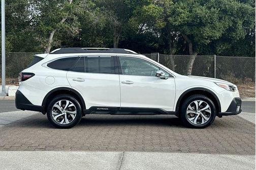 2022 Subaru Outback Touring XT