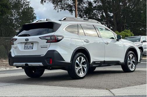 2022 Subaru Outback Touring XT