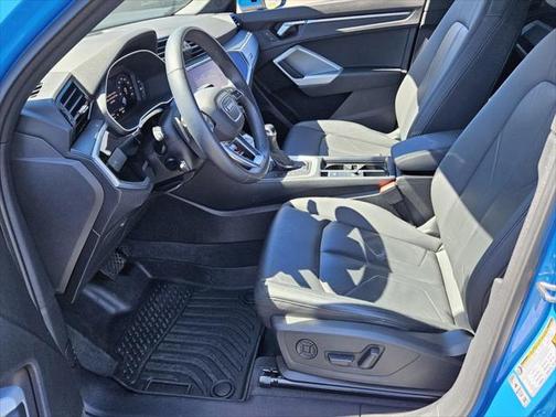 2021 Audi Q3 45 S line Premium