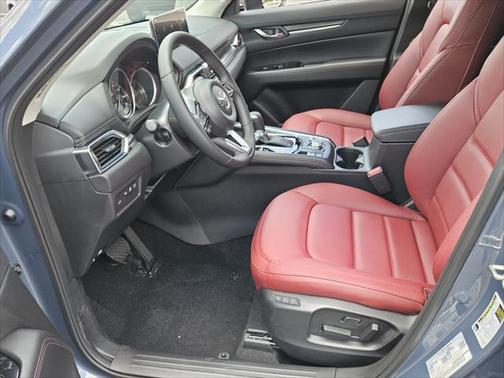 2025 Mazda CX-5 Carbon Edition