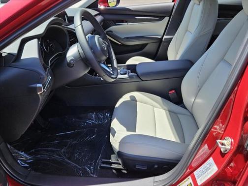 2025 Mazda Mazda3 FWD w/Preferred Package