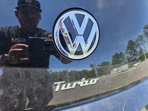 2016 Volkswagen Beetle 1.8T Dune