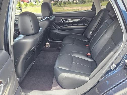 2015 INFINITI Q70L 3.7X