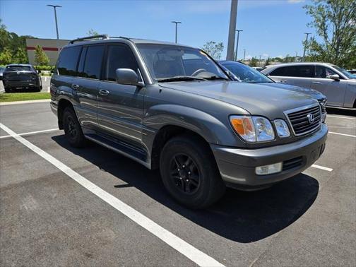 2002 Lexus LX 470 Base