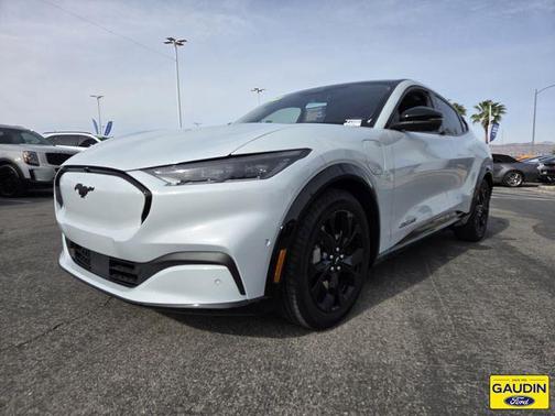 Space White Metallic 2023 Ford Mustang Mach-E Premium