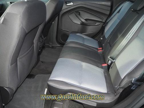 White Platinum Metallic Tri-Coat 2017 Ford C-Max Hybrid SE