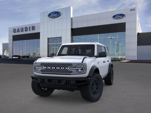Oxford White 2026 Ford Bronco Badlands