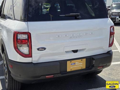 Oxford White 2024 Ford Bronco Sport Outer Banks