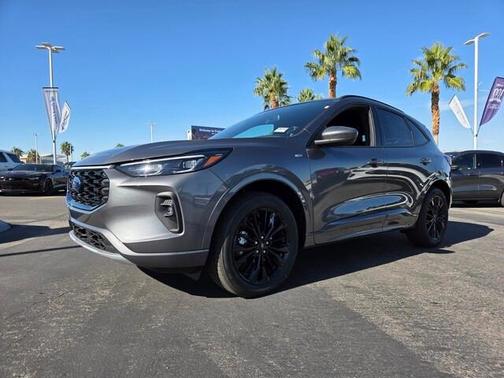 2026 Ford Escape ST-Line Elite