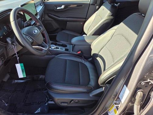 2026 Ford Escape ST-Line Elite