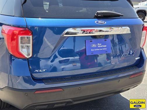 Atlas Blue Metallic 2020 Ford Explorer XLT