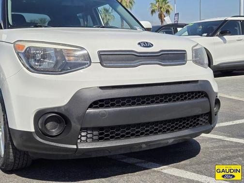 Clear White 2018 Kia Soul Base
