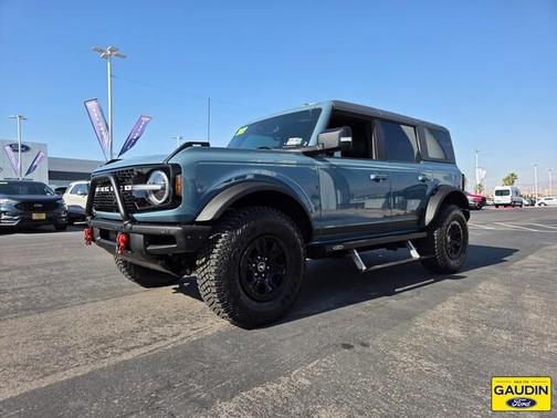 2022 Ford Bronco Base