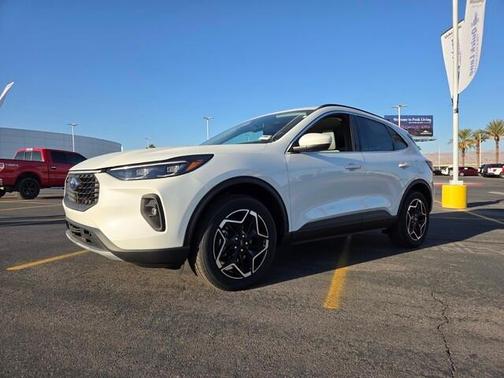 2025 Ford Escape Platinum