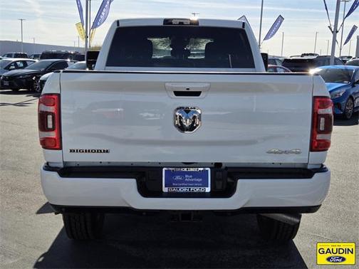 2024 RAM 2500 Big Horn Crew Cab 4x4 6'4' Box