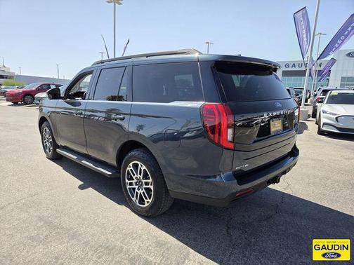 Blue Metallic 2025 Ford Expedition Active