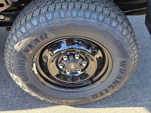 Carbonized Gray Metallic 2026 Ford Ranger XL