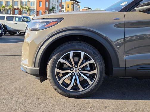Marsh Gray 2026 Ford Explorer ST-Line