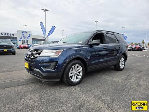 2017 Ford Explorer Base