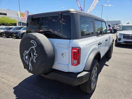 Oxford White 2026 Ford Bronco Big Bend