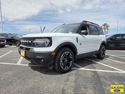 Oxford White 2025 Ford Bronco Sport Outer Banks