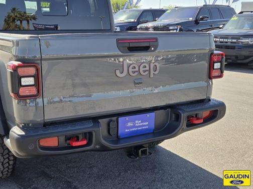 Granite Crystal Metallic Clearcoat 2020 Jeep Gladiator Rubicon