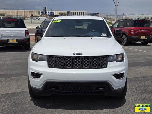 2019 Jeep Grand Cherokee Laredo