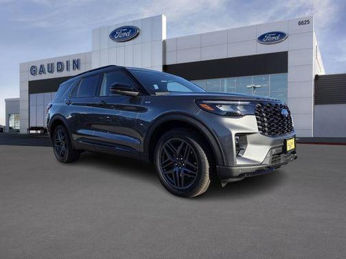 Carbonized Gray Metallic 2026 Ford Explorer ST-Line