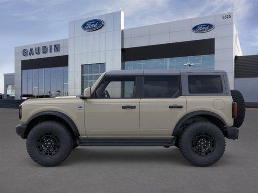 Desert Sand 2026 Ford Bronco Outer Banks