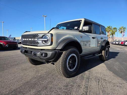 Desert Sand 2026 Ford Bronco Badlands