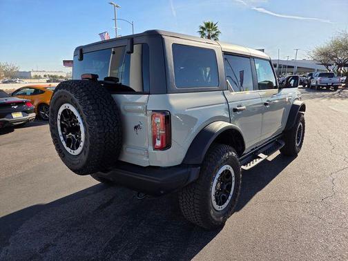 Desert Sand 2026 Ford Bronco Badlands
