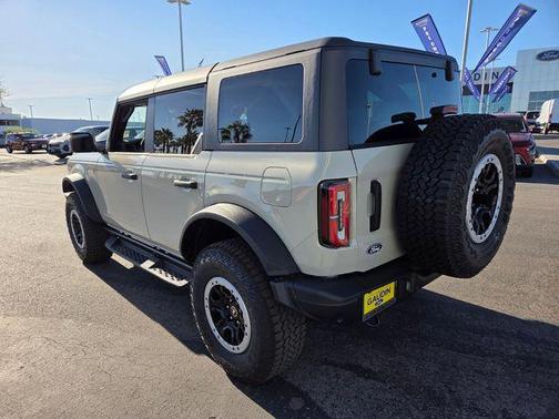 Desert Sand 2026 Ford Bronco Badlands
