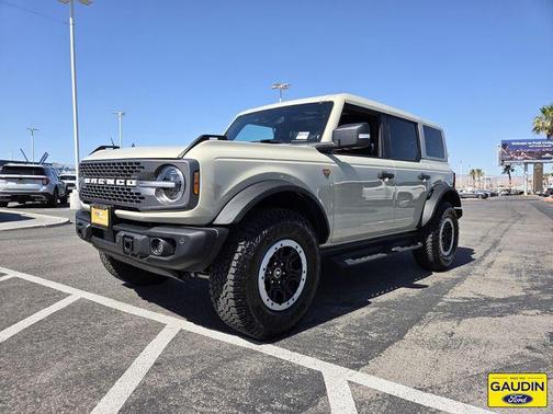 Desert Sand 2025 Ford Bronco Badlands