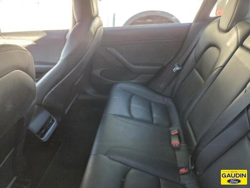 2022 Tesla Model 3 Base