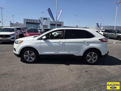 Star White Metallic Tri-Coat 2024 Ford Edge SEL