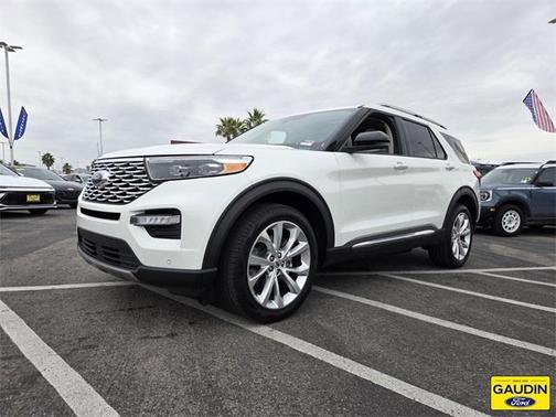 2022 Ford Explorer Platinum