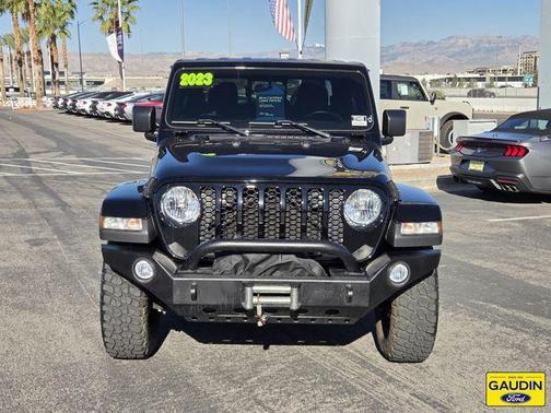 2023 Jeep Gladiator Willys 4x4