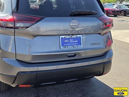 Gun Metallic 2024 Nissan Rogue SV