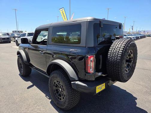 Shadow Black 2026 Ford Bronco Badlands