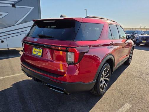 Rapid Red Metallic Tinted Clearcoat 2026 Ford Explorer ST-Line