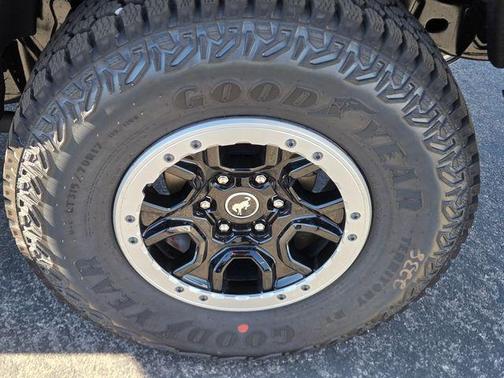 Gray 2026 Ford Bronco Badlands