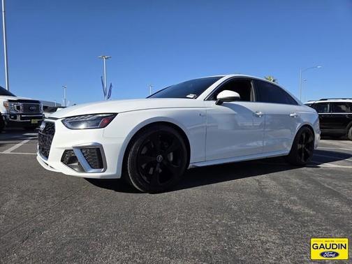 2022 Audi A4 45 S line Premium Plus