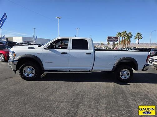2022 RAM 2500 Tradesman Crew Cab 4x4 8' Box