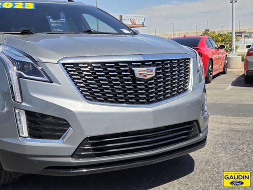 Argent Silver Metallic 2023 Cadillac XT5 Luxury