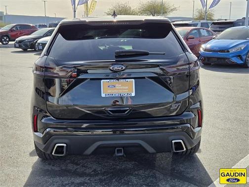 2024 Ford Edge ST
