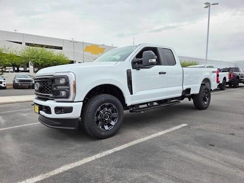 2026 Ford F-350 XLT