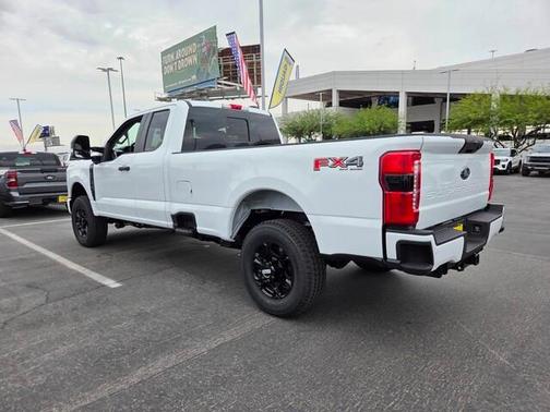 2026 Ford F-350 XLT